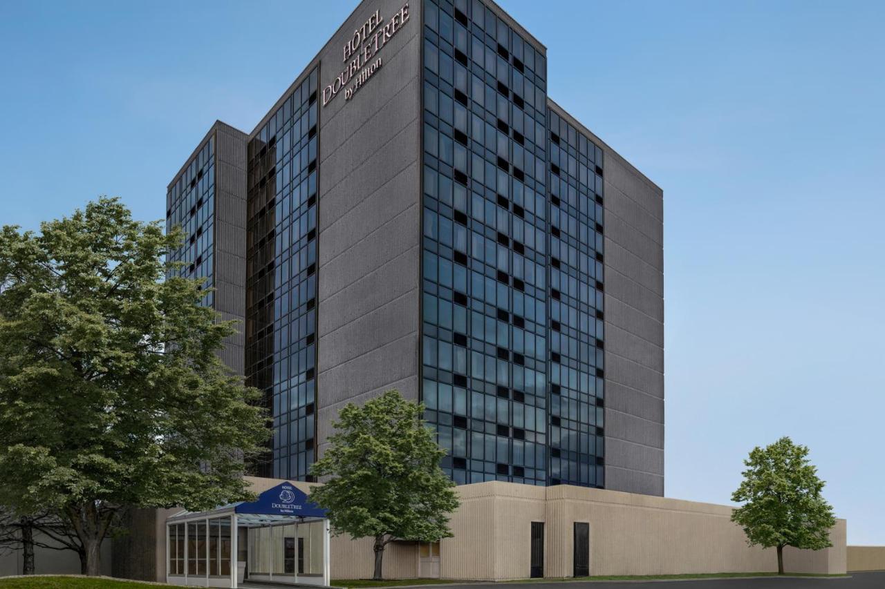 Doubletree By Hilton Pointe Claire Montreal Airport West Hotel Екстериор снимка
